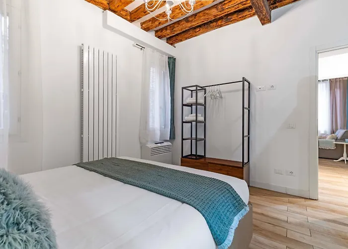 Domus Emerald Apartman