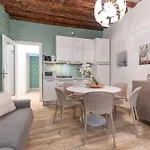 Domus Emerald * Veneza