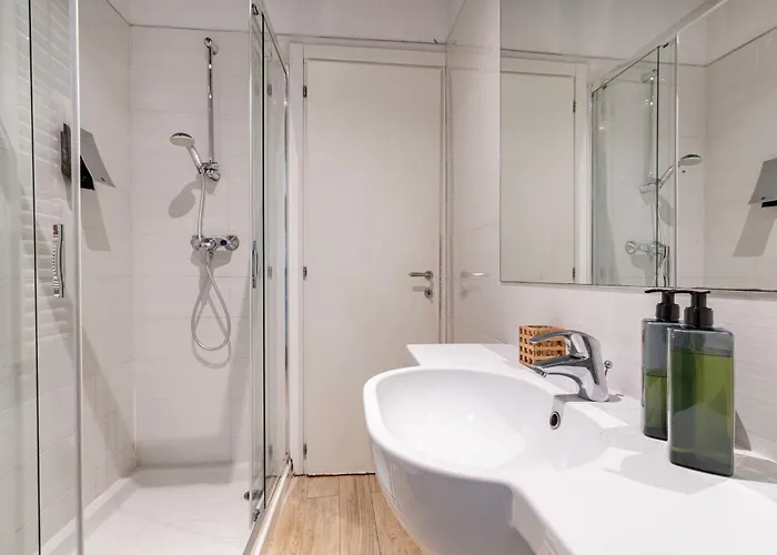 Domus Emerald Apartamento *